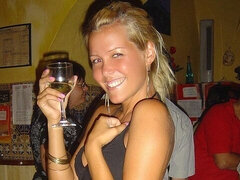 18 χρονον, Κώλος, Ξανθιά, Φυσικά βυζιά, Γυμνός, Κοκκαλιάρης, Έφηβος, Βυζιά