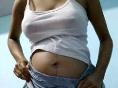 18 jahre, Tante, Grosser arsch, Schmuddelige sprache, Indisch, Massage, Reif, Nippel