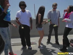 Vacker, Klassisk, Långt ner i halsen, Ebenholts, Handjobb, Hd, Orgasm, Rakad