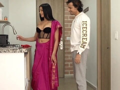 Tussi, Braunhaarige, Indisch, Milf, Titten