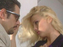 Ξανθιά, Πίπα, Μαλακία, Ώριμη γυναίκα, Καλσόν, Βυζιά, Ρετρό