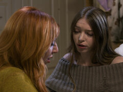 Gevangen, Hd, Moeder die ik wil neuken, Natuurlijke tieten, Roodharige vrouw, Stiefmoeder, Tiener, Tieten likken