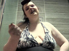 Amador amadora, Mulher linda e grande, Mulher dominante, Fetiche, Lingerie, Punição, Solo chão