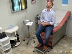 Duże cycki, Blondynka, Fetysz, Hd, Mamuśka, Pielęgniarka, Pończochy