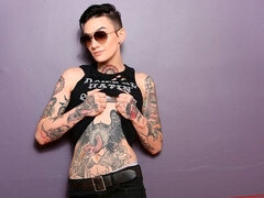 Zadok, Veľké péro, Kuřba, Brunetka, Krátke vlasy, Vychudnutá, Teenka, Kozičky