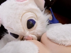 Blondi, Karvainen, Käsihoito, Korkokengät, Orgasmi, Pillu, Imevä, Tatuointi