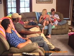 Blondýna, Bukkake, Na obličej, Homemade, Mezirasové, Pička, Vyholené, Kozičky