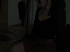 Amatör, Kvinna, Instruktion, Onani, Kontor, Trosor, Sekreterare, Upskirt
