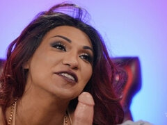 Cul, Cocu, Hard, Embrassement, Fille latino, Transsexuelle, Cheveux courts, Nénés