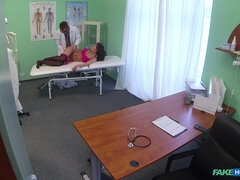 Amatööri, Suihinotto, Hieronta, Öljytty, Pillu, Univormu, Tirkistelijä, Märkä