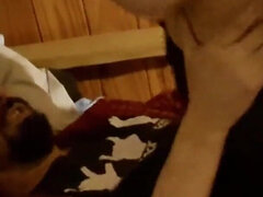 Culo grosso, Schizzo di sborra, Facesitting, Dominazione femminile, Fatto in casa, Latina, Tette naturali, Gonna