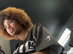 18, Hlboký orál, Fetiš, Priateľka, Na verejnosti, Zrezanie, Teenka, Švédska rojka