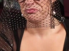 Amatoriale, Britannica, Occhiali, Umiliazione, Lingerie, Mamma che vorrei scoparmi, Pantaloncini sintetici, Solo