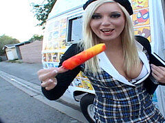 Минет, Семяизвержение, Сперма на лице, Затыкание рта, Реалити, Сосущие, Молоденькие