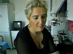 Tekintélyes didik, Szőrös, Kőkemény, Háziasszonyok, Nyalás, Érett feleség, Régebbi évjáratú pornó, Feleség