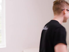 Μαλλιαρός, Λεσβία, Γλείψιμο, Δαντέλα, Αυνανισμός, Φυσικά βυζιά, Μικρούλης, Μουνί