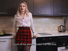 Ξανθιά, Πίπα, Ηδ, Μουνί