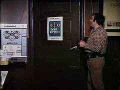 Tekintélyes didik, Szőke, Gesztenyebarna, Leszbikus, Vöröshajú, Gyengéd kefélés, Hármas, Régebbi évjáratú pornó