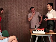 Kisbaba, Kötözés – fegyelmezés, Szőke, Cumizás, Gesztenyebarna, Meztelen faszik, Csoport, Érett feleség