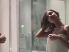 Lieveling, Grote lul, Bruinharig, Hondjeshouding, Hardcore, Hd, Natuurlijke tieten, Douche