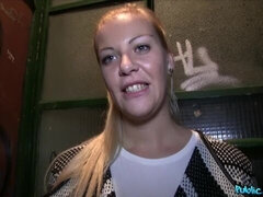 Iso perse, Iso kulli, Blondi, Suihinotto, Takaapäin, Raha, Teini, Tissit