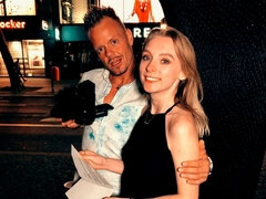 Rumpa, Blondin, Avsugning, Naturliga tuttar, Pov, Fitta, Strippning, Tonåring