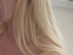 Blond, Pijpbeurt, Stel