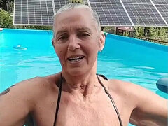 Bikini, Gospodyni domowa, Dojrzałe, Na wolnym powietrzu, Basen, Solo, Kamerka internetowa, Żona