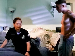 Gros cul, Blonde, Sucer une bite, Branlette thaïlandaise, Embrassement, Lingerie, Mère que j'aimerais baiser, Nénés