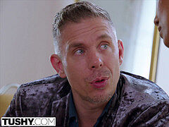 Anale, Culo in bocca, Pompino, Facciale, Spalancato, Sega, Leccata, Lingerie