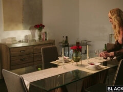 Grosser schwanz, Blondine, Blasen, Süss, Hd, Nippel, Orgasmus, Strümpfe