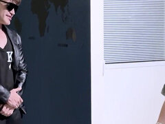 Latinskej, Prirodzené prsia