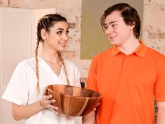 Rumpe, Stor kukk, Kukk suging, Brunette, Bakfra, Naturlige bryster, Tenåring, Pupper