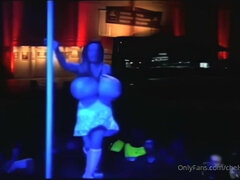 아기, 큰 가슴, 금발의, 나이든, 밀프, 셀카, 공개적인, 혼자