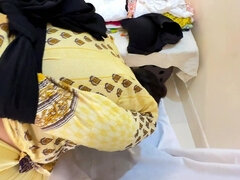 Tailor Fucked Big Assed Ayesha Aunty - Desi Big Ass Aunty Fucked by Tailor in Shop