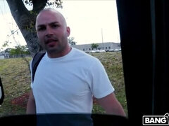 Pompino, Bus, Schizzo di sborra, Facciale, Hardcore, Hd, Piccola, Tette