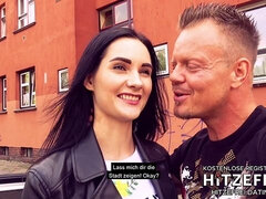 18 éves, Amatőr, Cumizás, Pár, Kivillanó idomok, Kőkemény, Nézőpont, Valóság