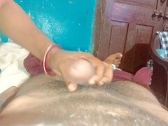 Indian teen goes wild with nonstop squirting orgasms