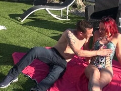 18 anos, Boquete, Francêsa, Mamilos, Ao ar livre cartaz de rua outdoor, Piscina, Magrinha, Adolescente