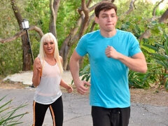 Culo, Rubia, Mamada, Estilo perrito, Madres para coger, Deporte