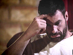 Stor kukk, Brunette, Utroskap, Skole