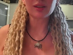 Femdom, Förödmjukelse, Milf, Pov, Röker