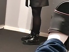 Leie, In den arsch, Grosse titten, Geschnappt, Leder, Milf, Rumänisch, Stiefmutter