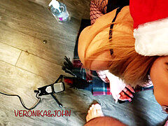 It's embarking To glance A pile Like Christmas! HUGE Cum Facial Under The Tree