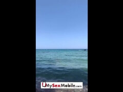 Plage, Gros seins, Brunette brune, Interracial, Public, Chatte, Rasée