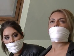 Bondage discipline sadomasochisme, Gebondenheid, Rondborstig, Erotisch, Handbeurt, Latijnse vrouw, Rijpe lesbienne, Tieten likken