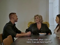 Grote mammen, Zwart, Blond, Pijpbeurt, Sperma, Hardcore, Ondergoed, Tieten likken