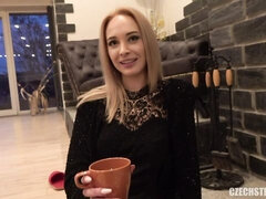 Kont, Blond, Pijpbeurt, Hondjeshouding, Vingeren, Handbeurt, Gezichtspunt, Geschoren