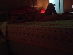 Niogtres, Amatør, Buttet, Indier