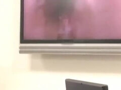 Asiatique, Sucer une bite, Hard, Japonaise, Mère que j'aimerais baiser, Bureau, Sous la jupe, Voyeur